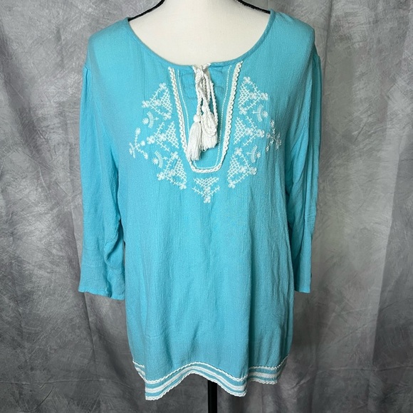 Hannah Robin’s Egg Blue Embroidered Bohemian 3/4 Sleeve Tunic Top - MED - Picture 2 of 9